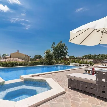 Villa Martha Comfortable Holiday