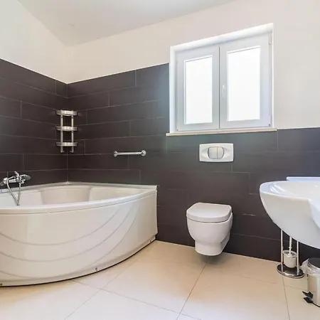 Villa Martha Comfortable Holiday Žminj